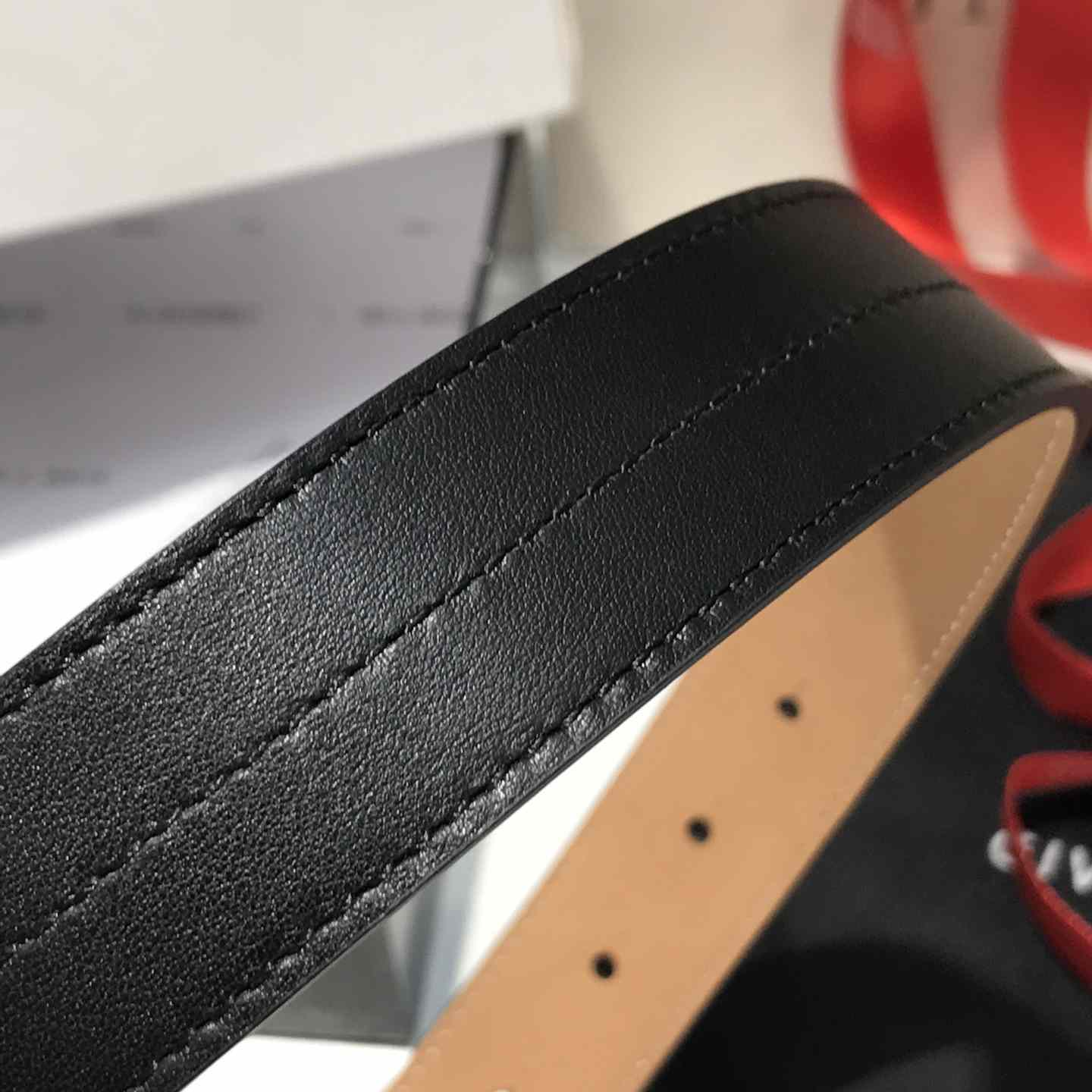 Givenchy  Leather Belt      30mm - PerfectKickZ
