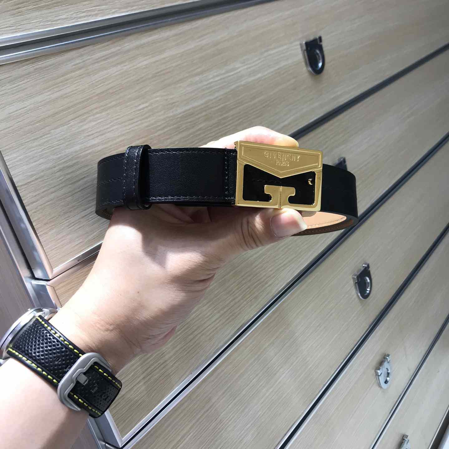 Givenchy  Leather Belt      30mm - PerfectKickZ