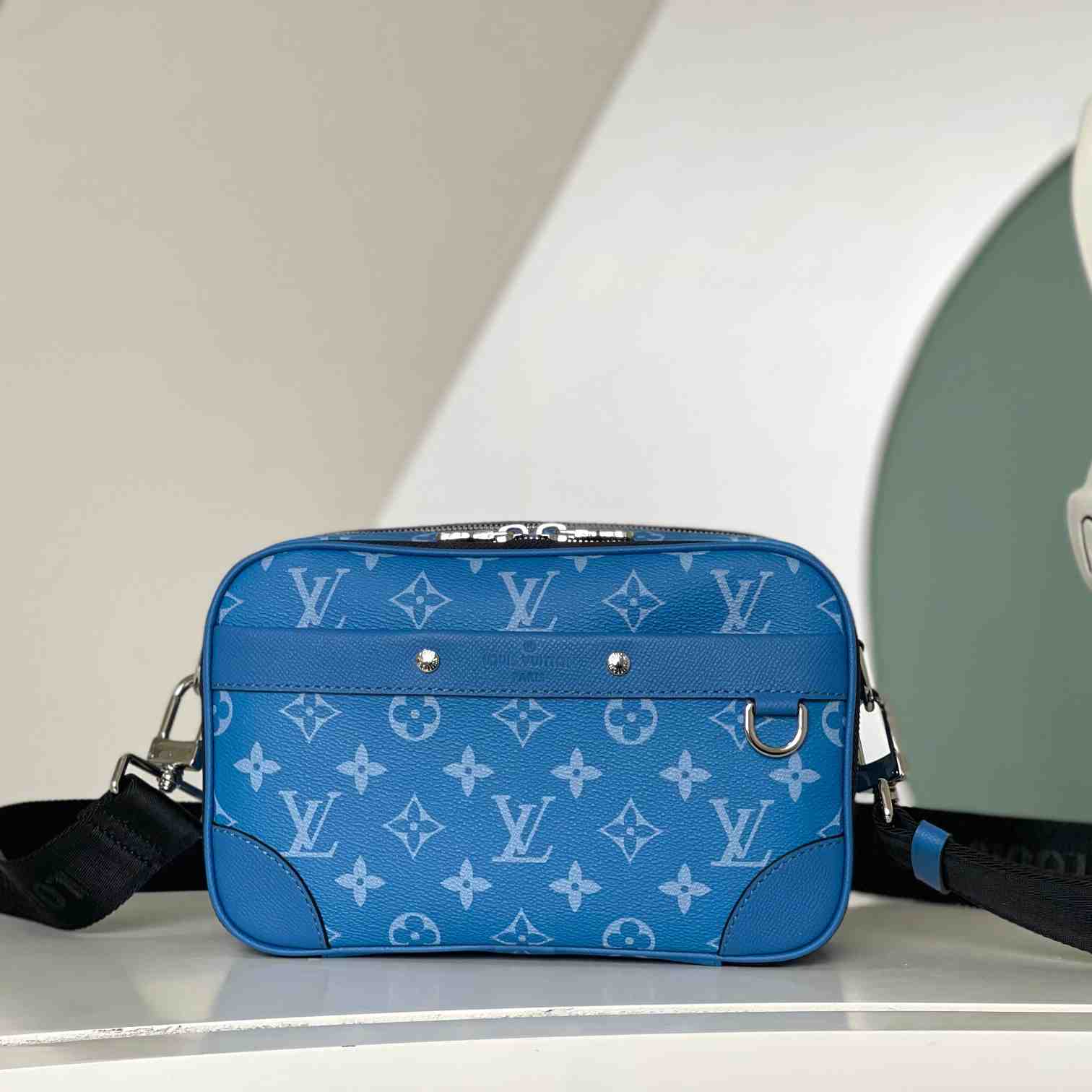 Louis Vuitton Alpha Messenger  M31016 - PerfectKickZ