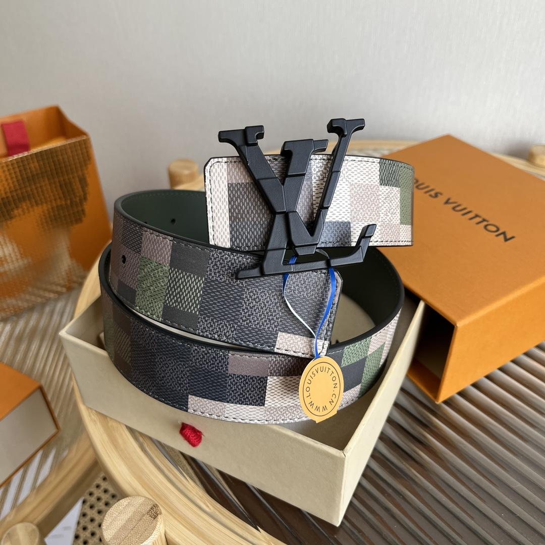 Louis Vuitton LV Mega Pixel 40mm Reversible Belt - PerfectKickZ