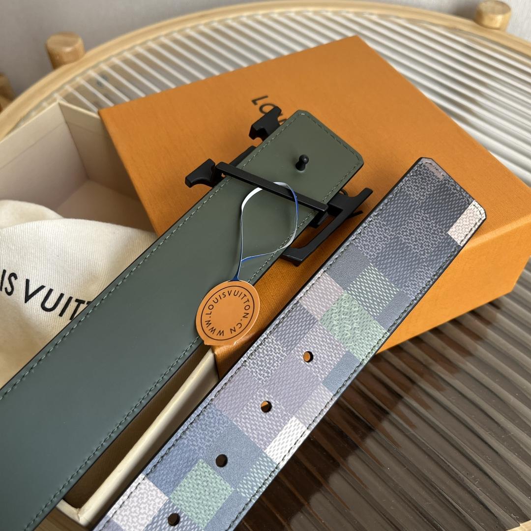 Louis Vuitton LV Mega Pixel 40mm Reversible Belt - PerfectKickZ