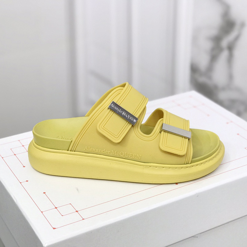 Alexander Mqueen Women's Hybrid Slide In Anise/Silver - PerfectKickZ