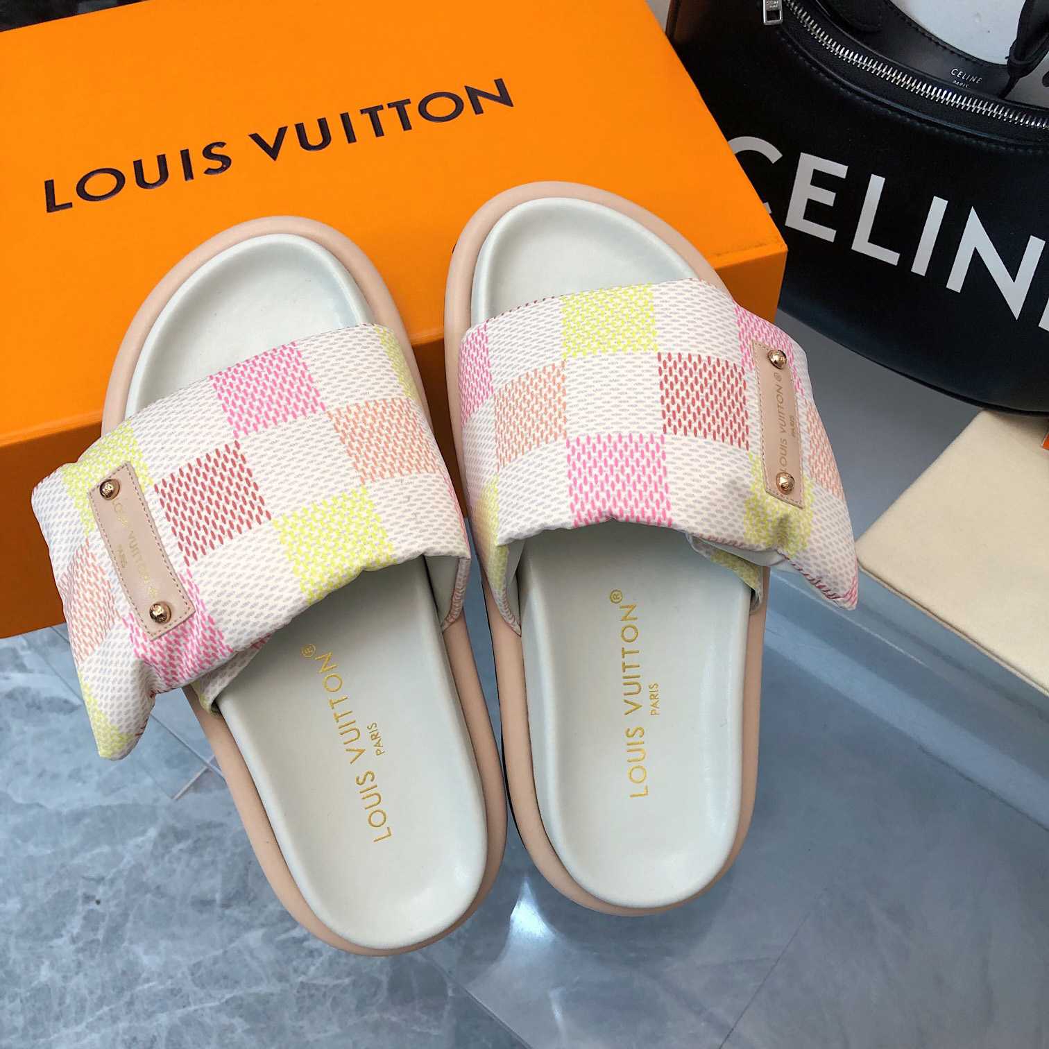 Louis Vuitton Pool Pillow Flat Comfort Mule     1ACTWW - PerfectKickZ