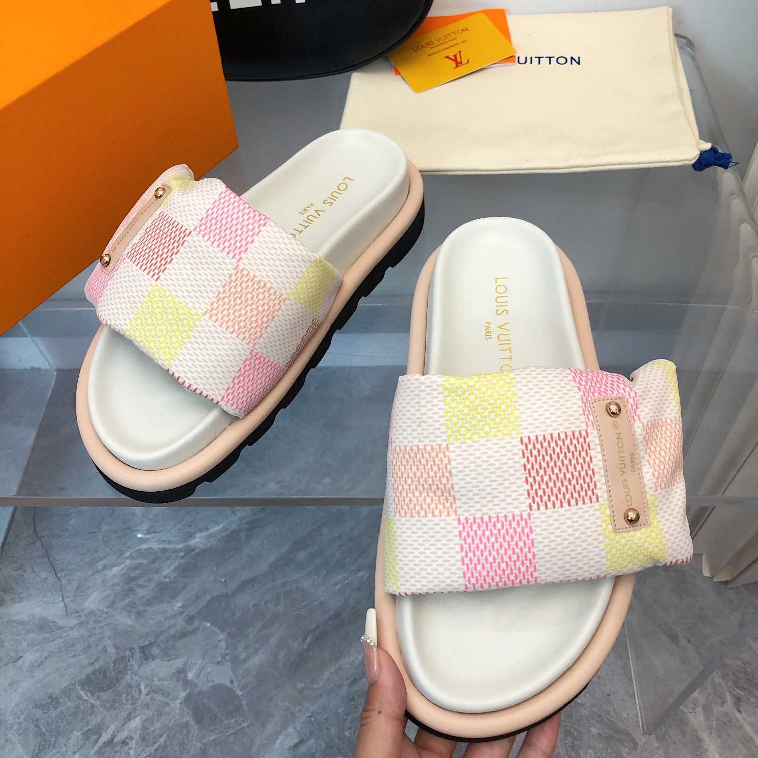 Louis Vuitton Pool Pillow Flat Comfort Mule     1ACTWW - PerfectKickZ
