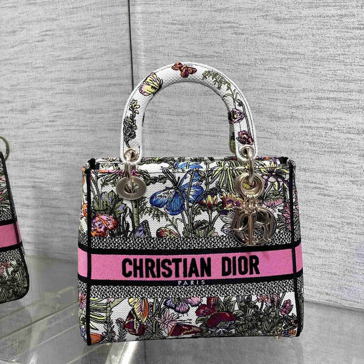 Dior Medium Lady D-Lite Bag - PerfectKickZ