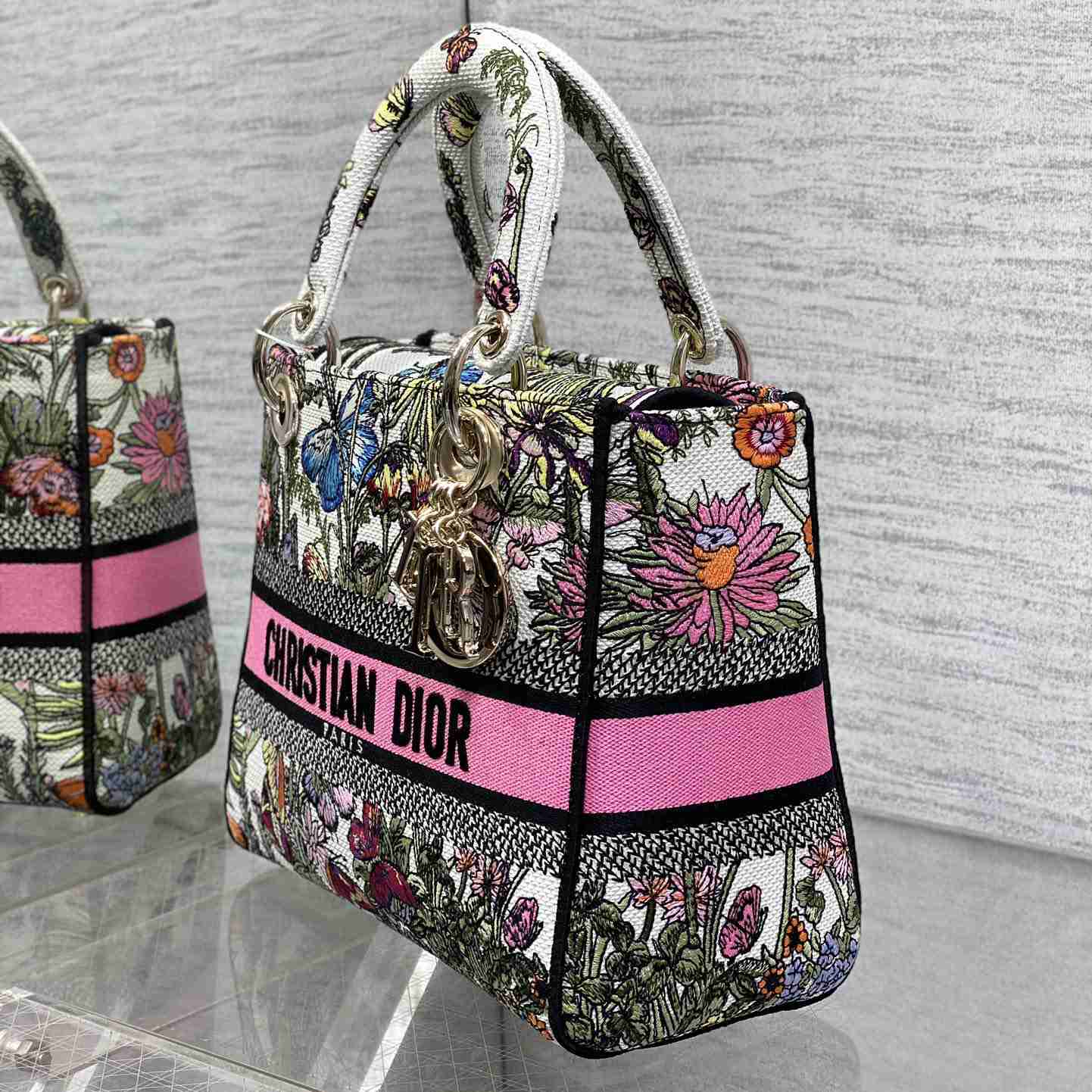 Dior Medium Lady D-Lite Bag - PerfectKickZ