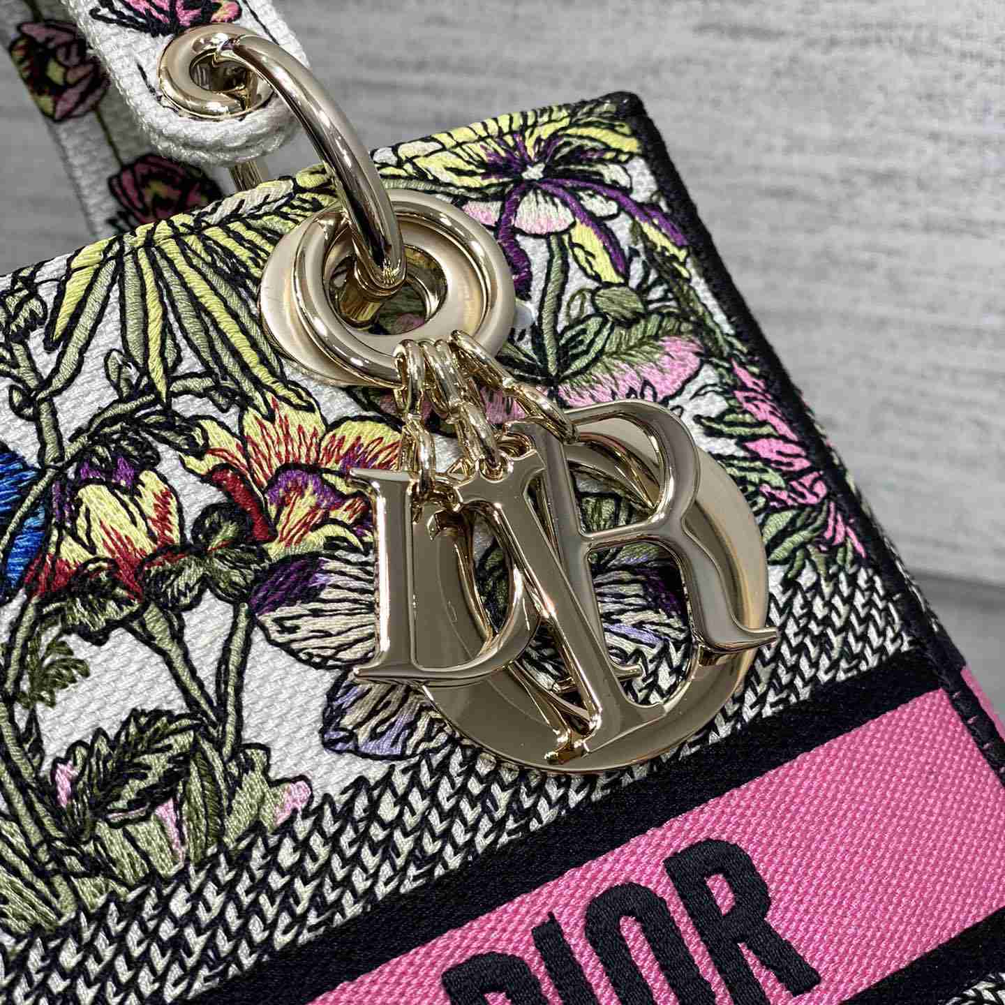 Dior Medium Lady D-Lite Bag - PerfectKickZ