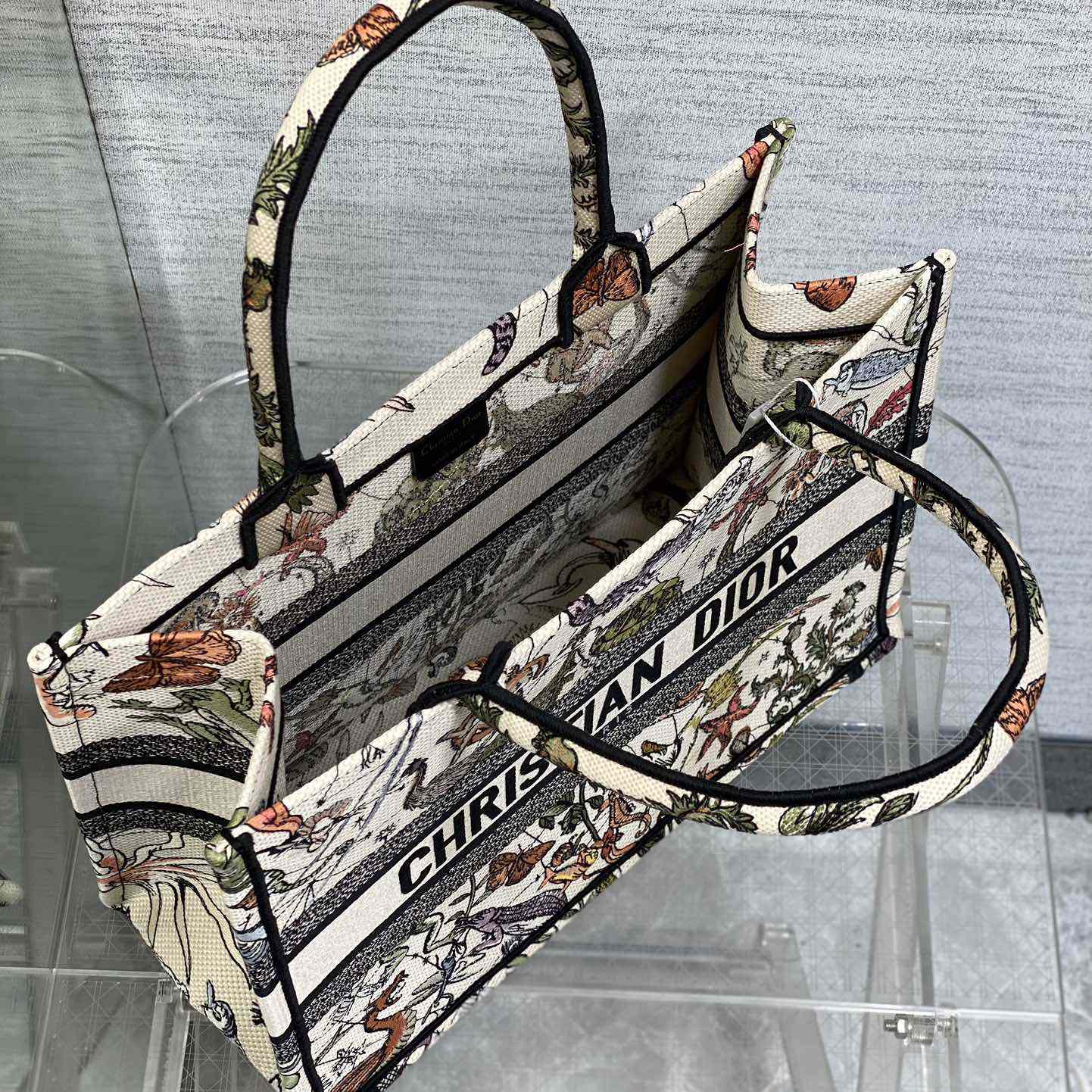 Dior Medium Dior Book Tote - PerfectKickZ