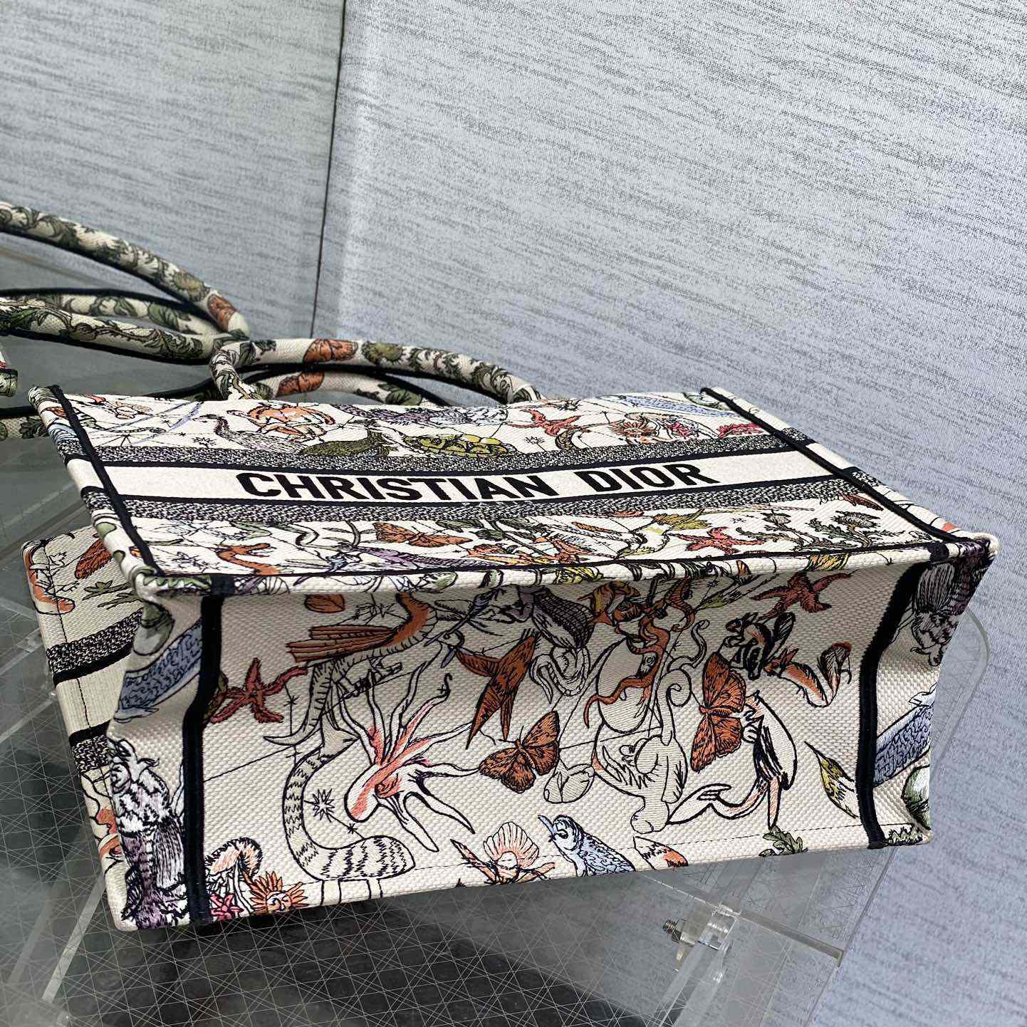 Dior Medium Dior Book Tote - PerfectKickZ