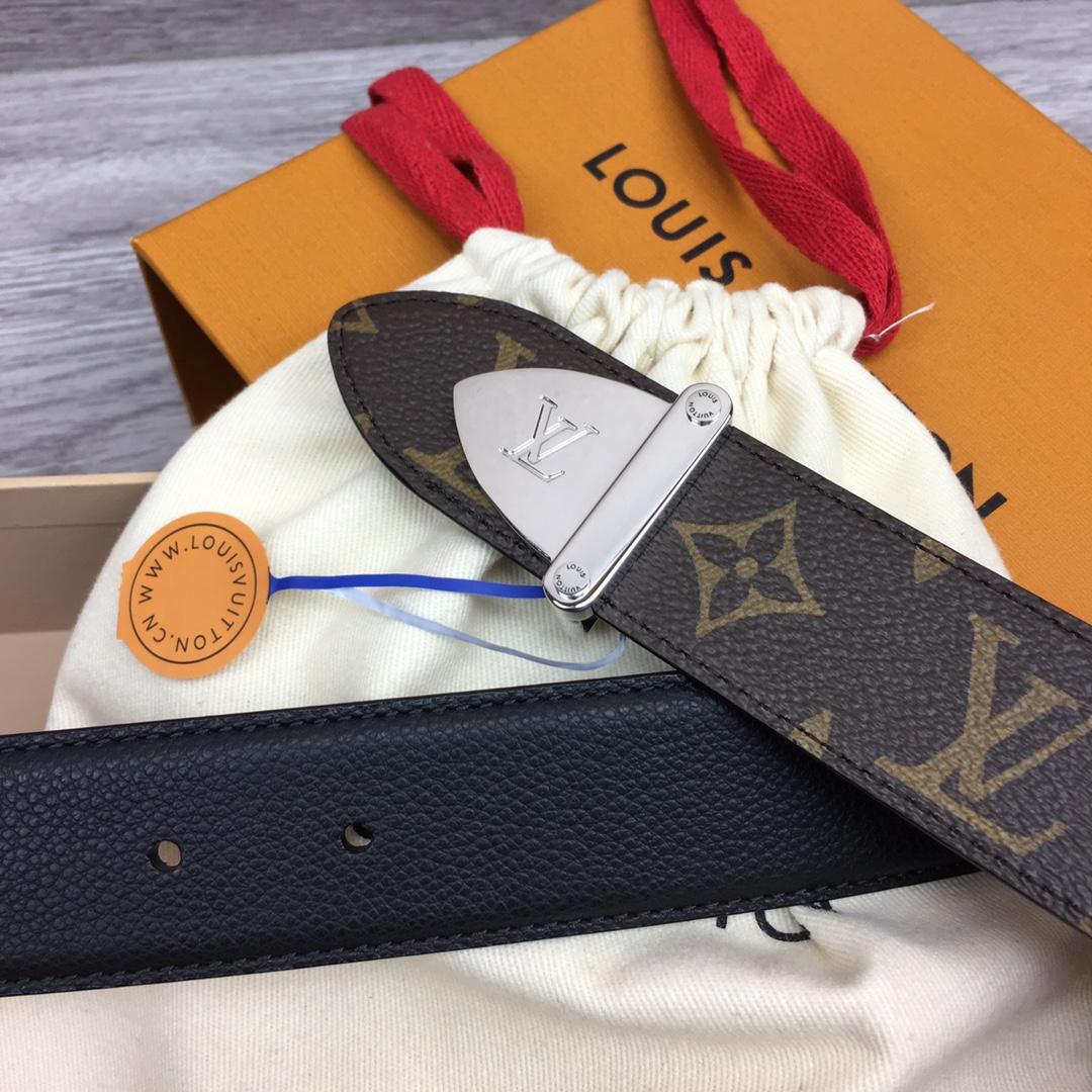 Louis Vuitton LV Trunk 35mm Reversible Belt - PerfectKickZ