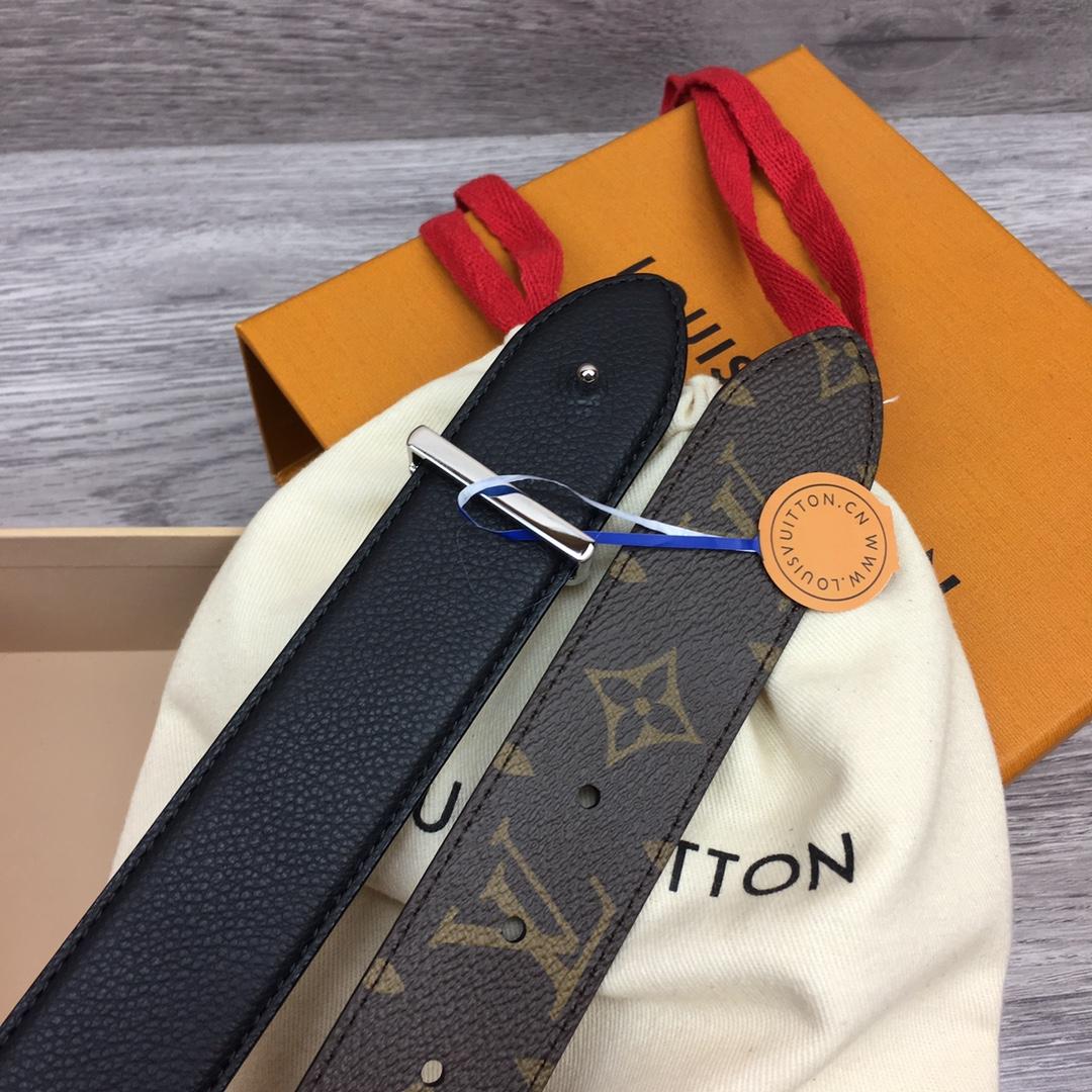 Louis Vuitton LV Trunk 35mm Reversible Belt - PerfectKickZ