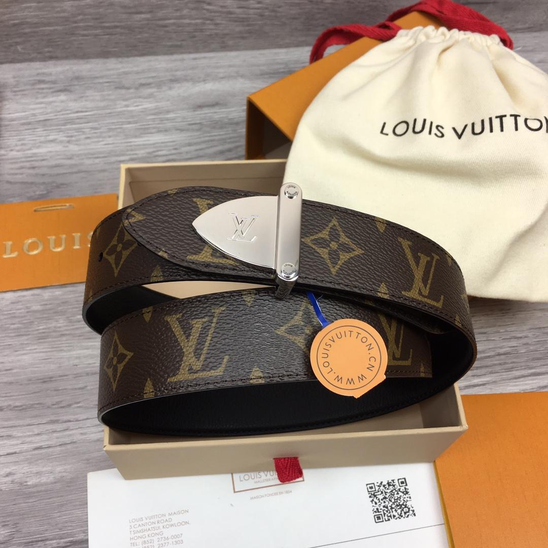 Louis Vuitton LV Trunk 35mm Reversible Belt - PerfectKickZ