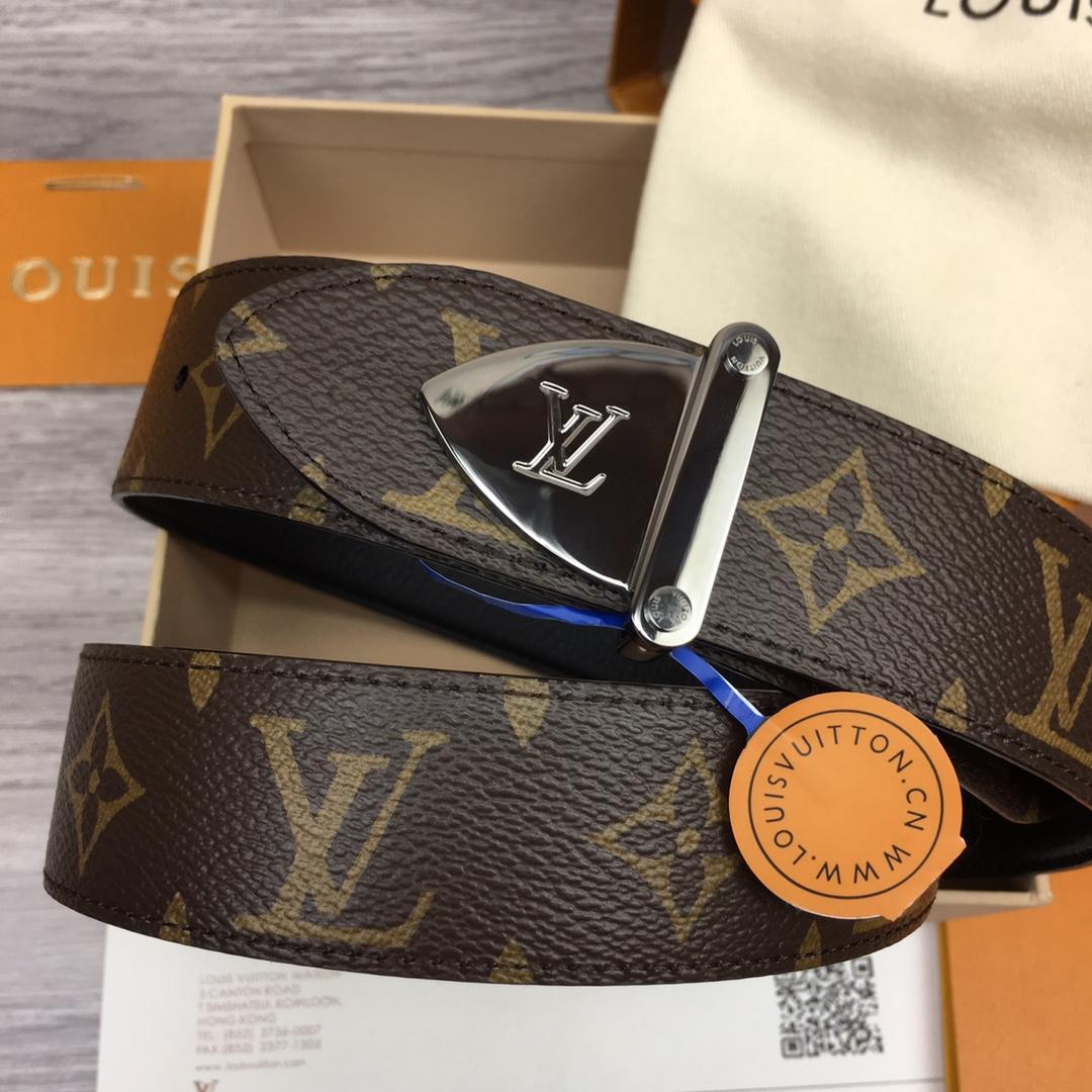 Louis Vuitton LV Trunk 35mm Reversible Belt - PerfectKickZ