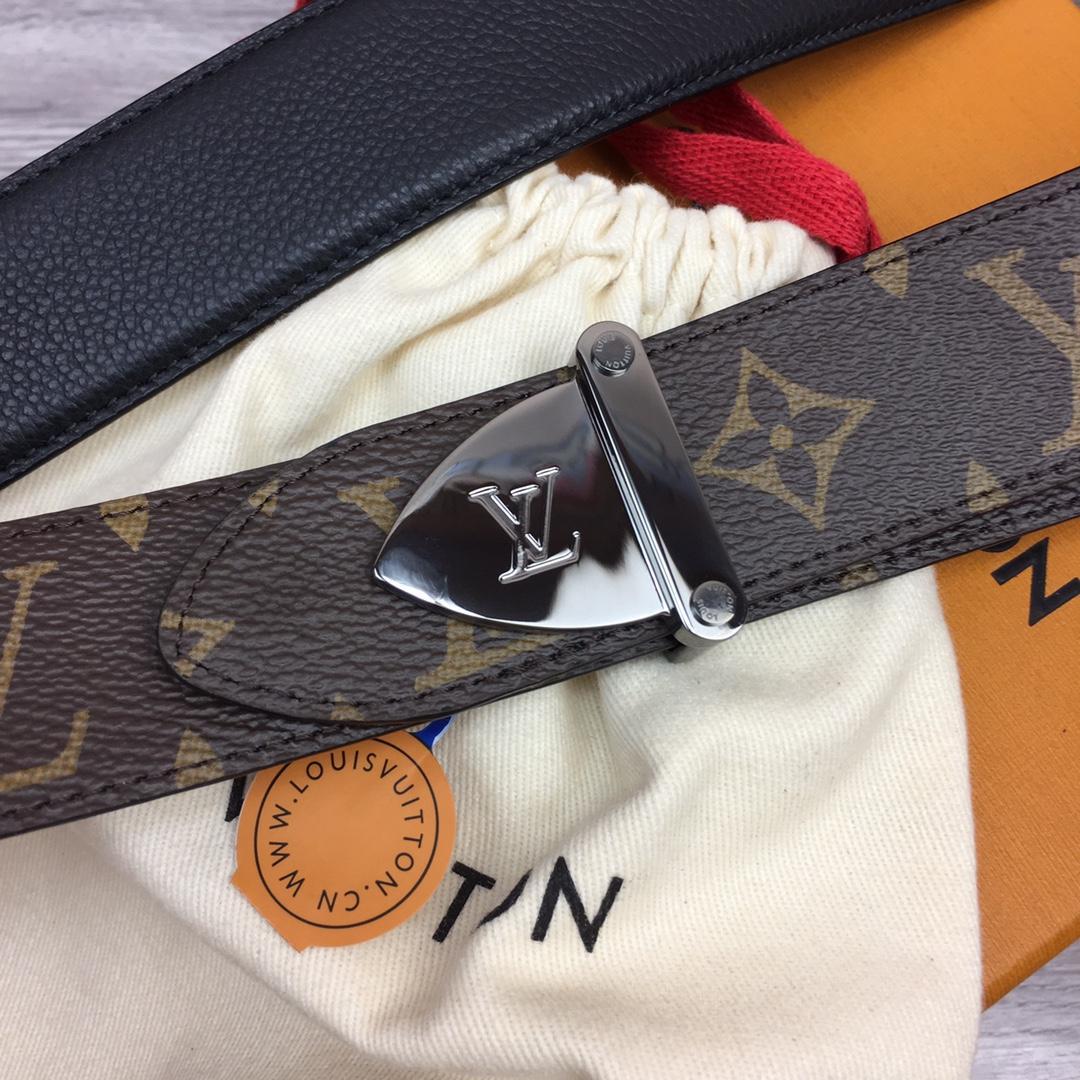 Louis Vuitton LV Trunk 35mm Reversible Belt - PerfectKickZ
