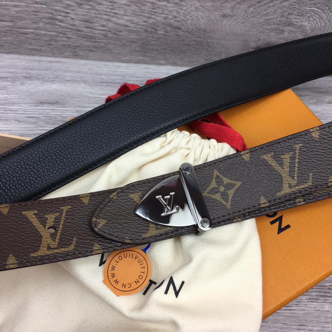 Louis Vuitton LV Trunk 35mm Reversible Belt - PerfectKickZ