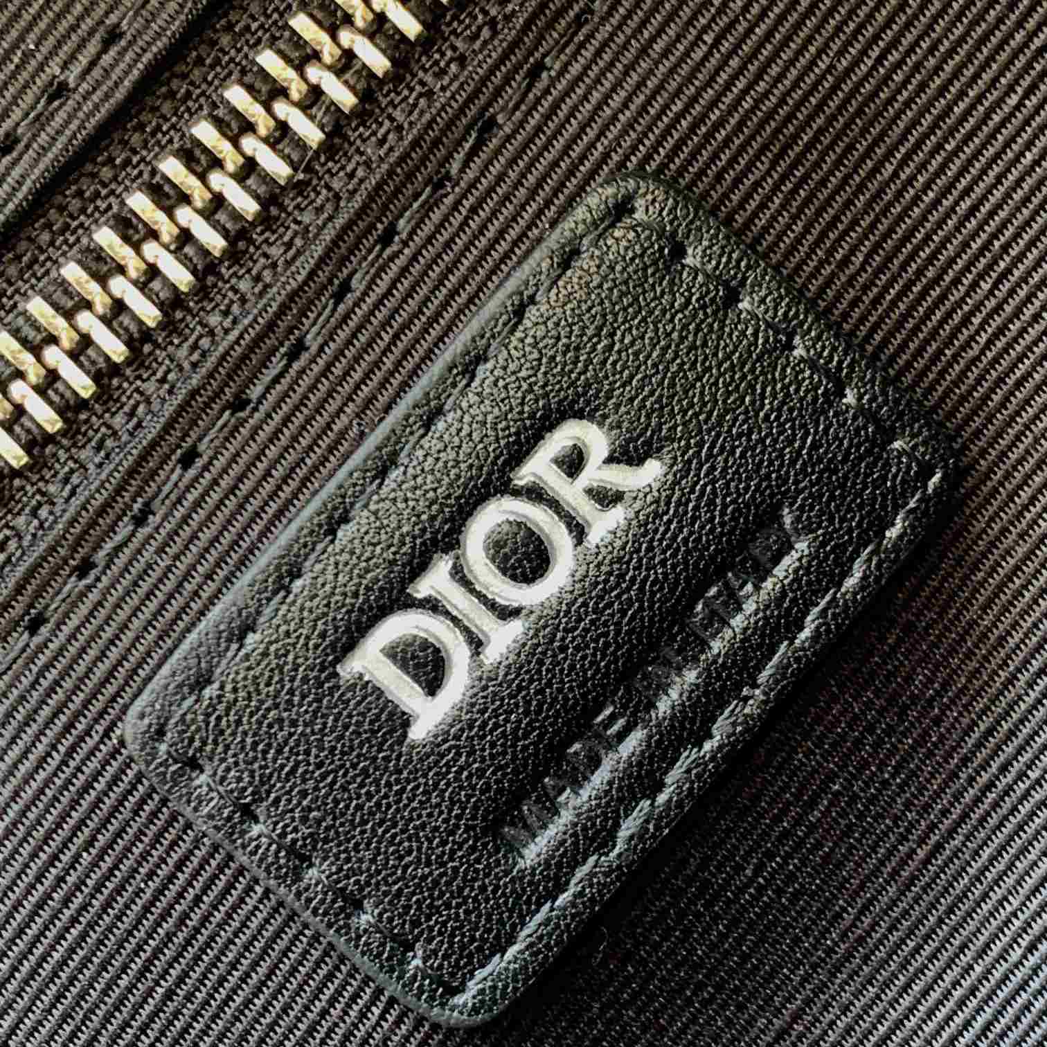 Dior Toiletry Bag - PerfectKickZ