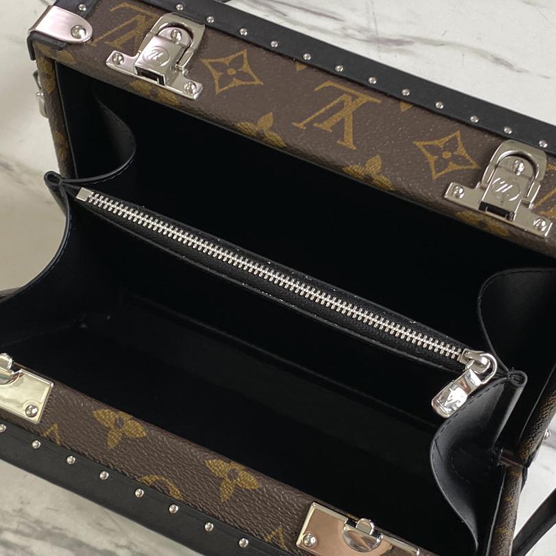 Louis Vuitton Clutch Box   M20252 - PerfectKickZ