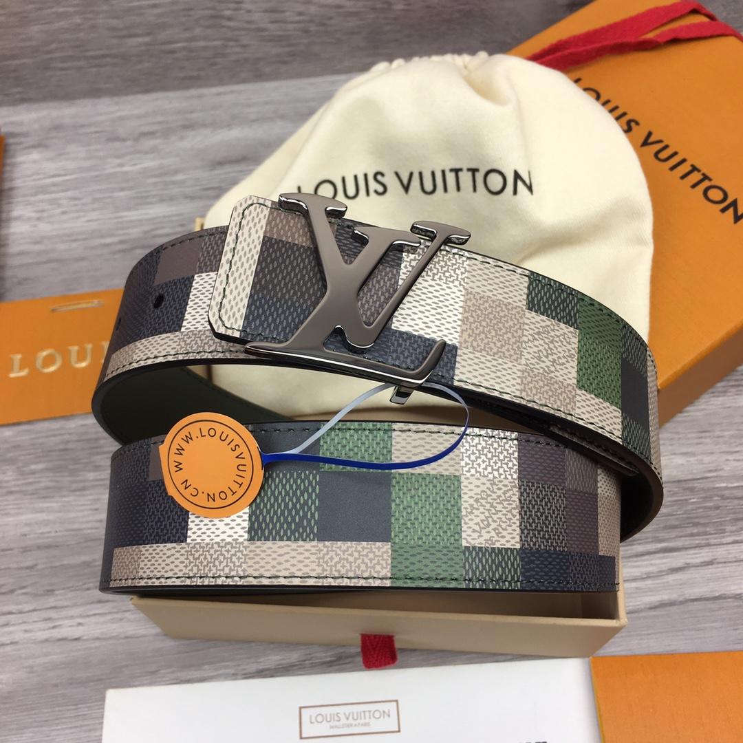 Louis Vuitton LV Mega Pixel 40mm Reversible Belt - PerfectKickZ