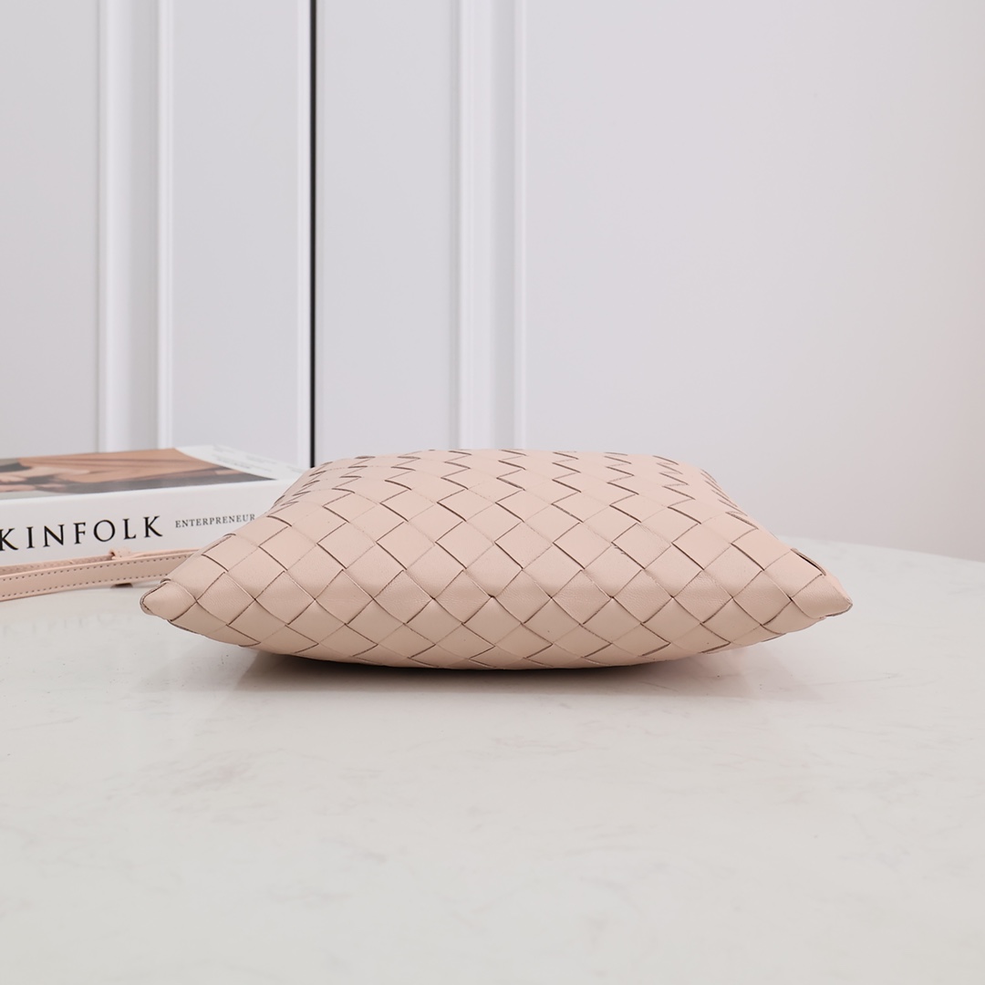 Bottega Veneta Mini Hop - PerfectKickZ