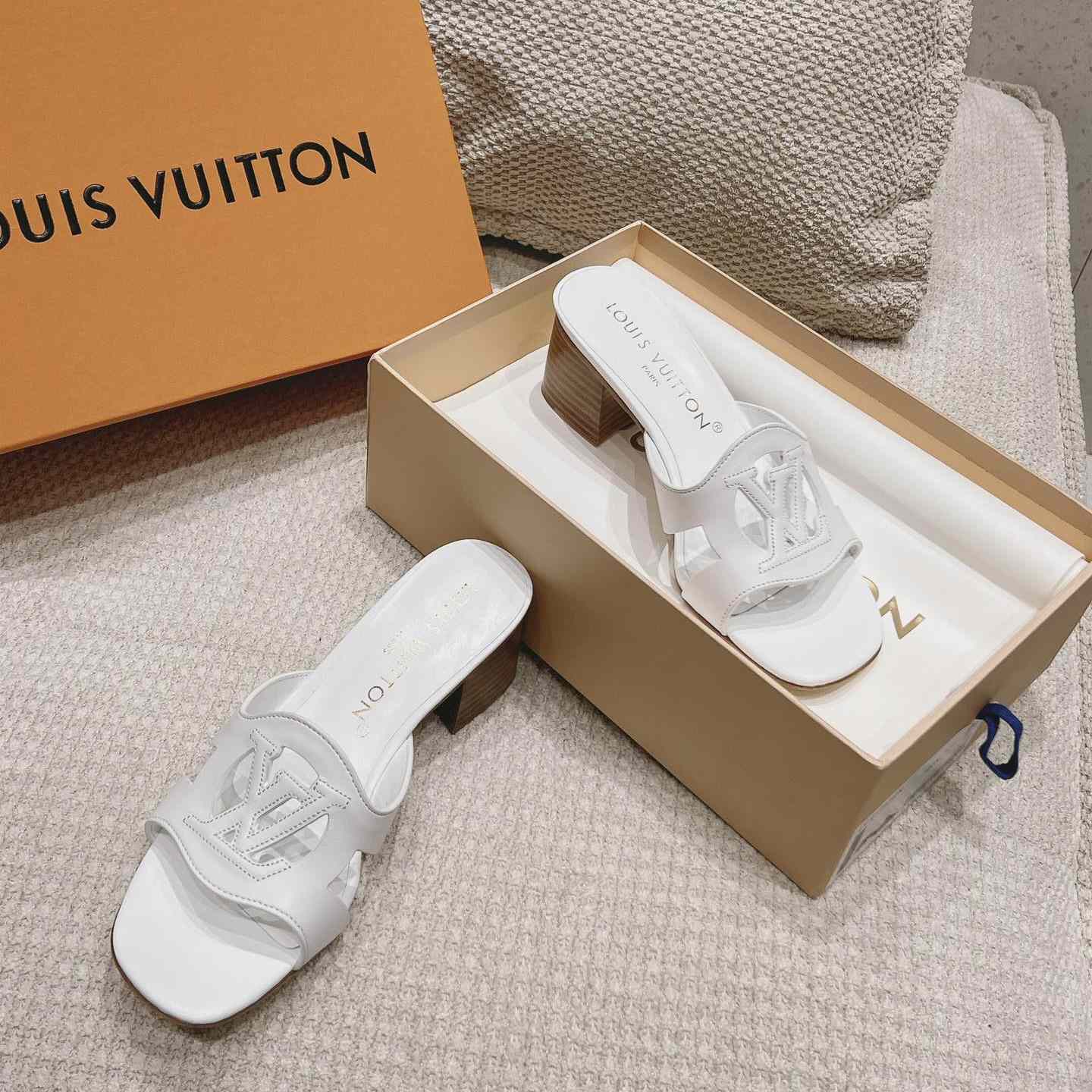 Louis Vuitton LV Isola Mule   1ACG5E - PerfectKickZ