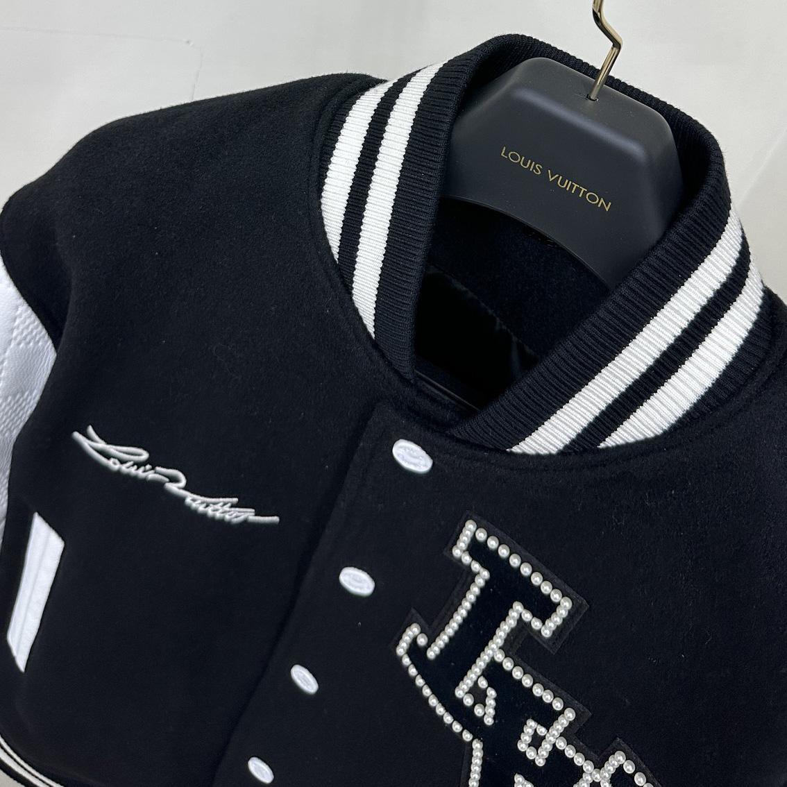 Louis Vuitton Signature Varsity Blouson - 