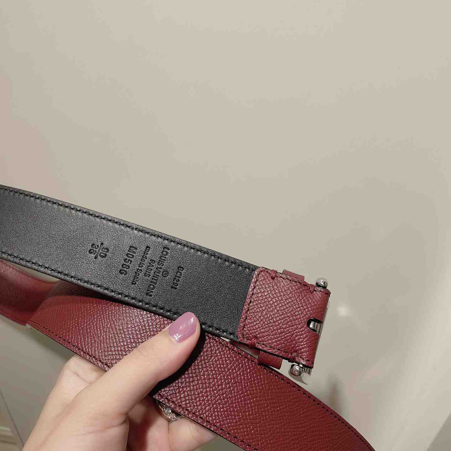 Louis Vuitton LV City Pin 35mm Belt   M0586T - PerfectKickZ