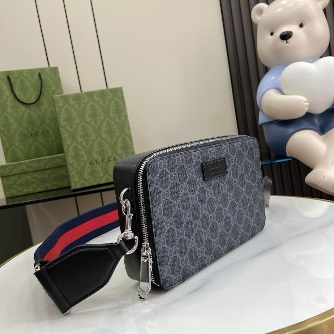 Gucci GG Supreme Mini Shoulder Bag - PerfectKickZ