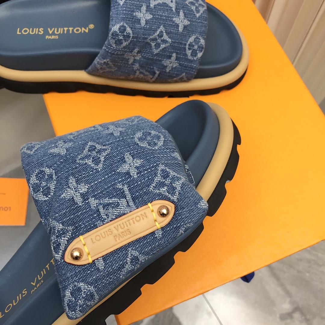 Louis Vuitton Pool Pillow Flat Comfort Mule     1ACJVH - PerfectKickZ