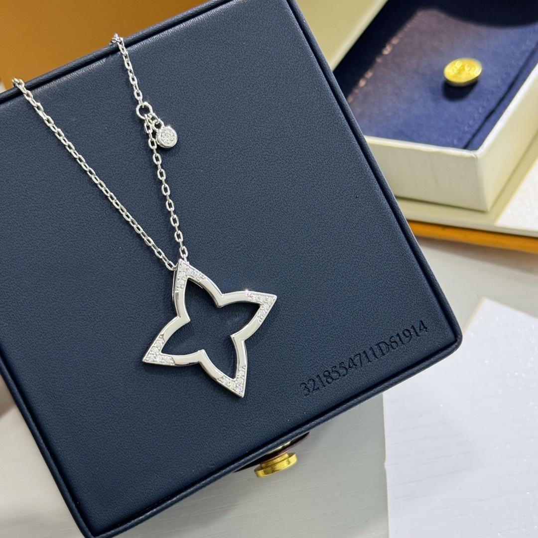 Louis Vuitton Ombre Blossom Pendant - PerfectKickZ