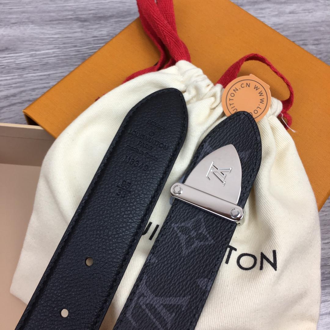 Louis Vuitton LV Trunk 35mm Reversible Belt - PerfectKickZ