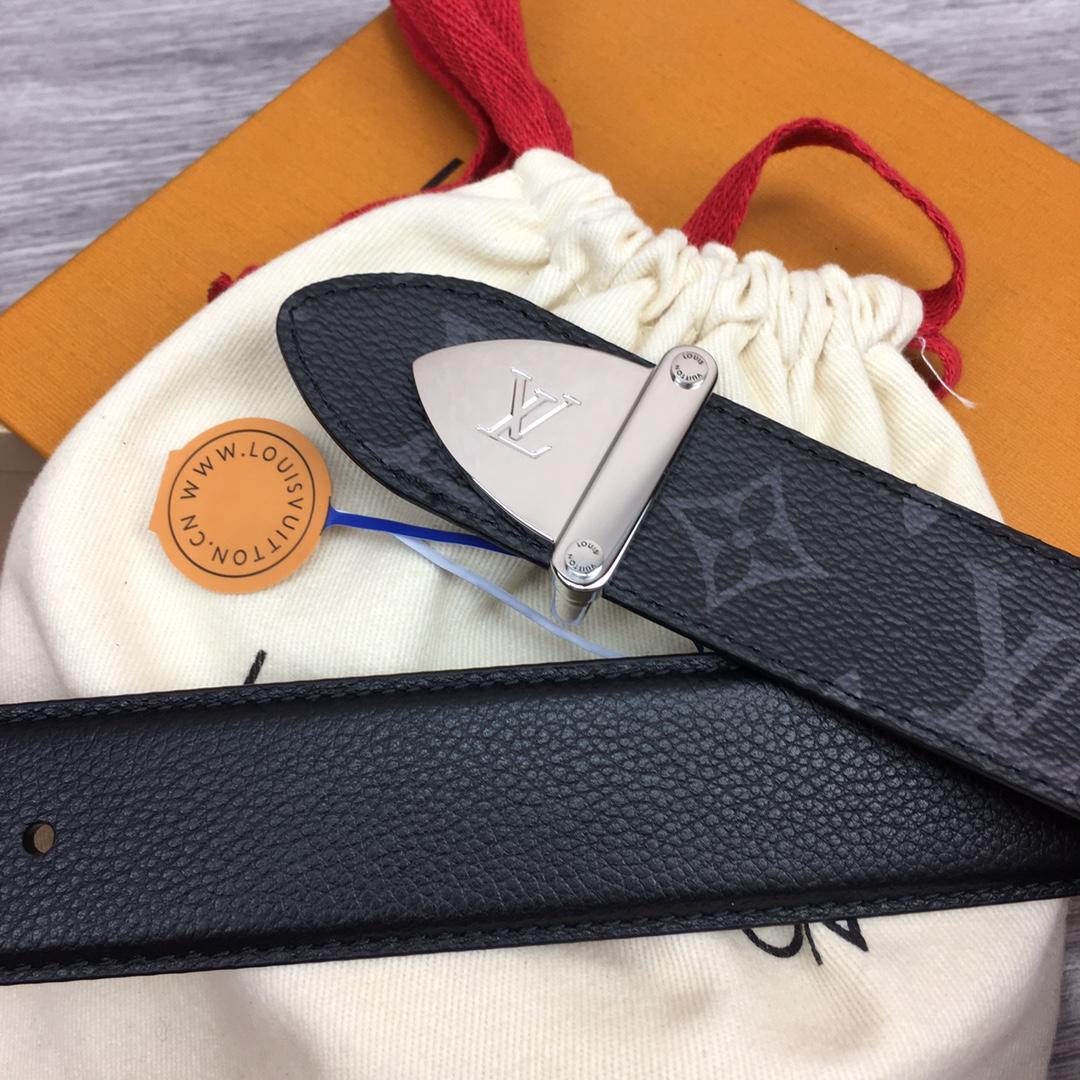 Louis Vuitton LV Trunk 35mm Reversible Belt - PerfectKickZ