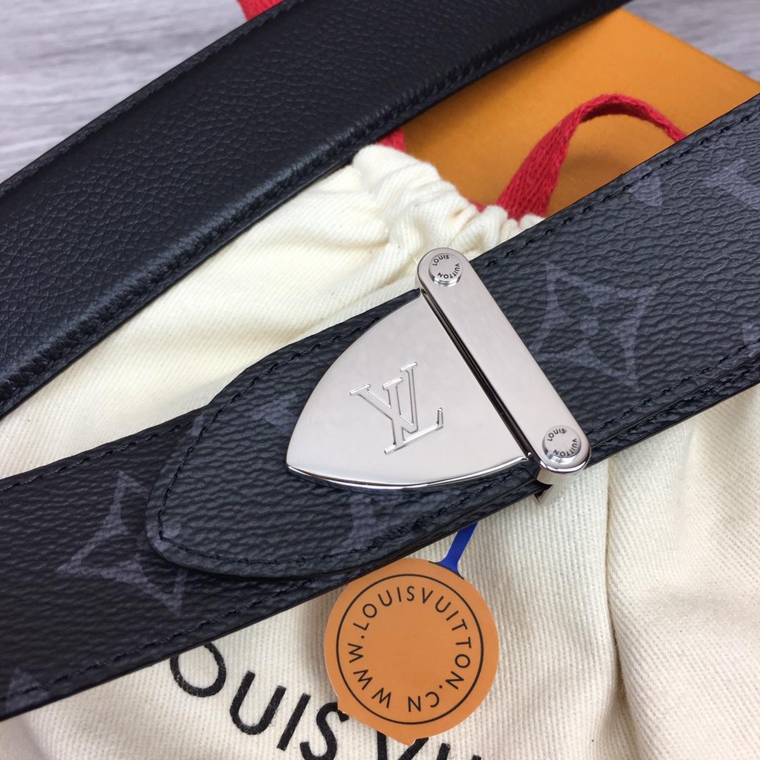 Louis Vuitton LV Trunk 35mm Reversible Belt - PerfectKickZ