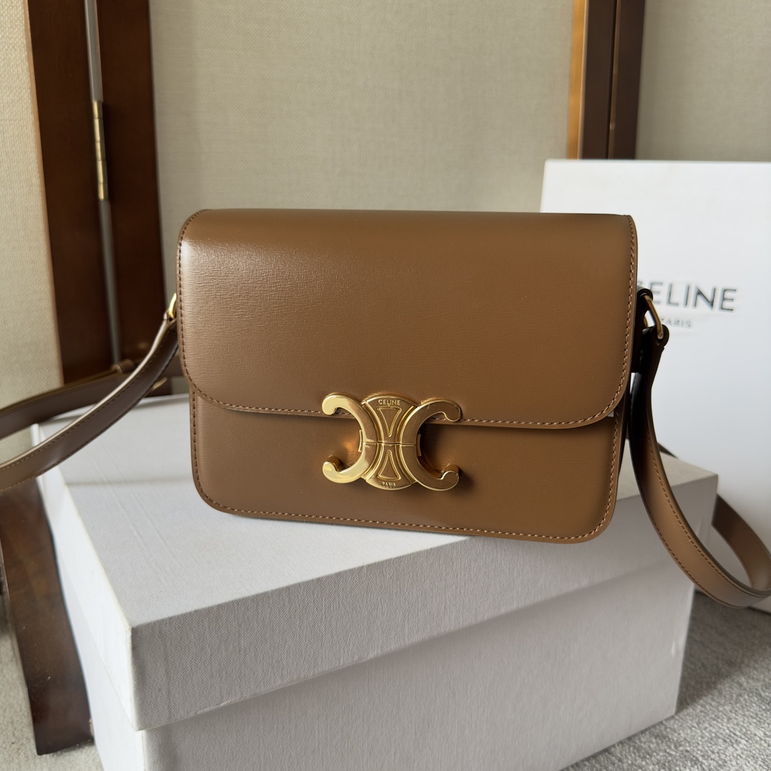 Celine Teen Triomphe Bag In Natural Calfskin - PerfectKickZ