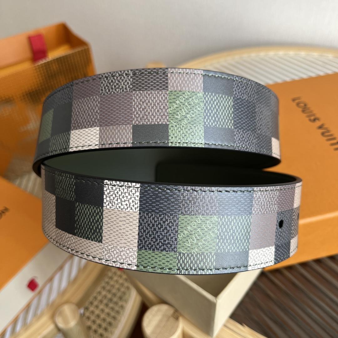 Louis Vuitton LV Mega Pixel 40mm Reversible Belt   M8470V - PerfectKickZ