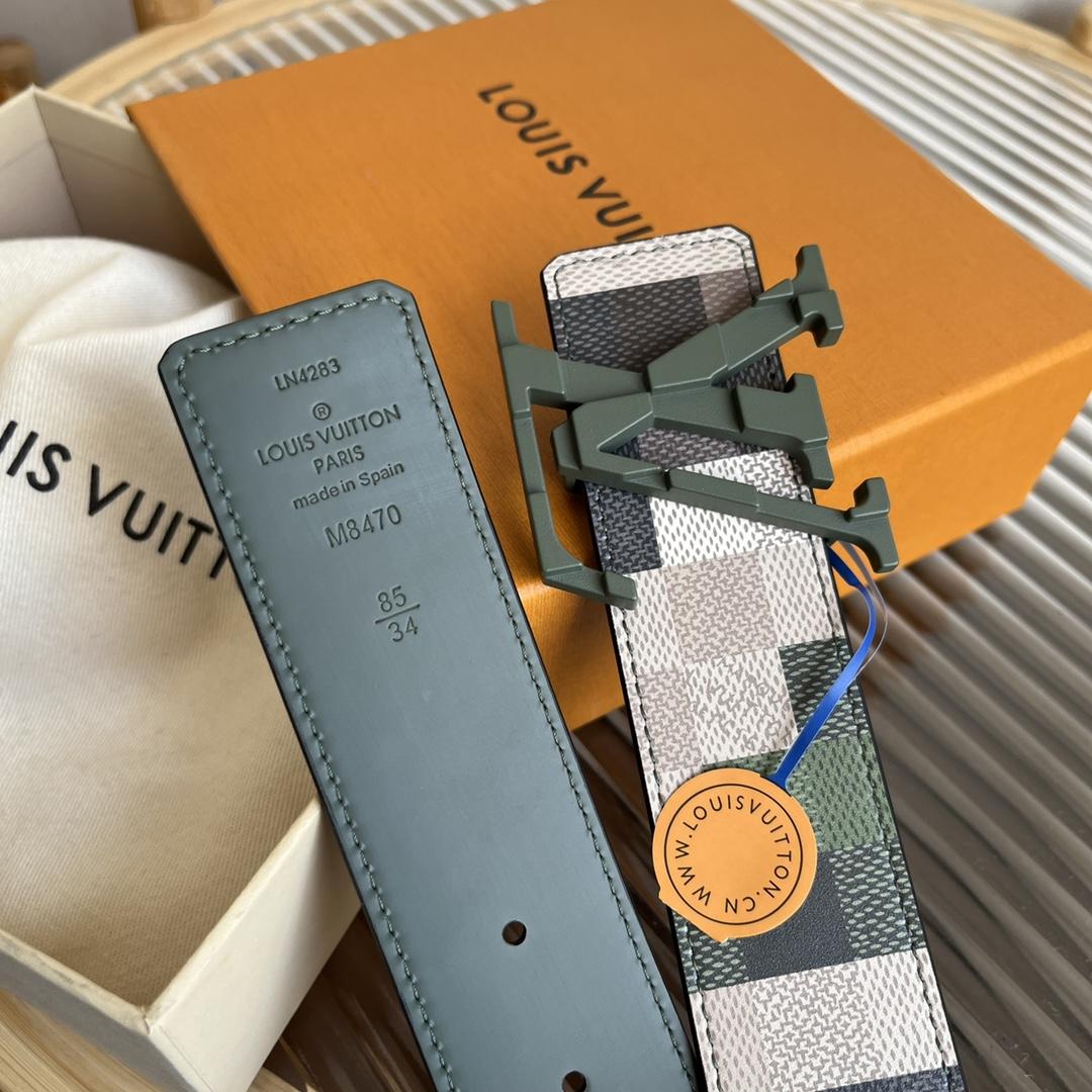 Louis Vuitton LV Mega Pixel 40mm Reversible Belt   M8470V - PerfectKickZ