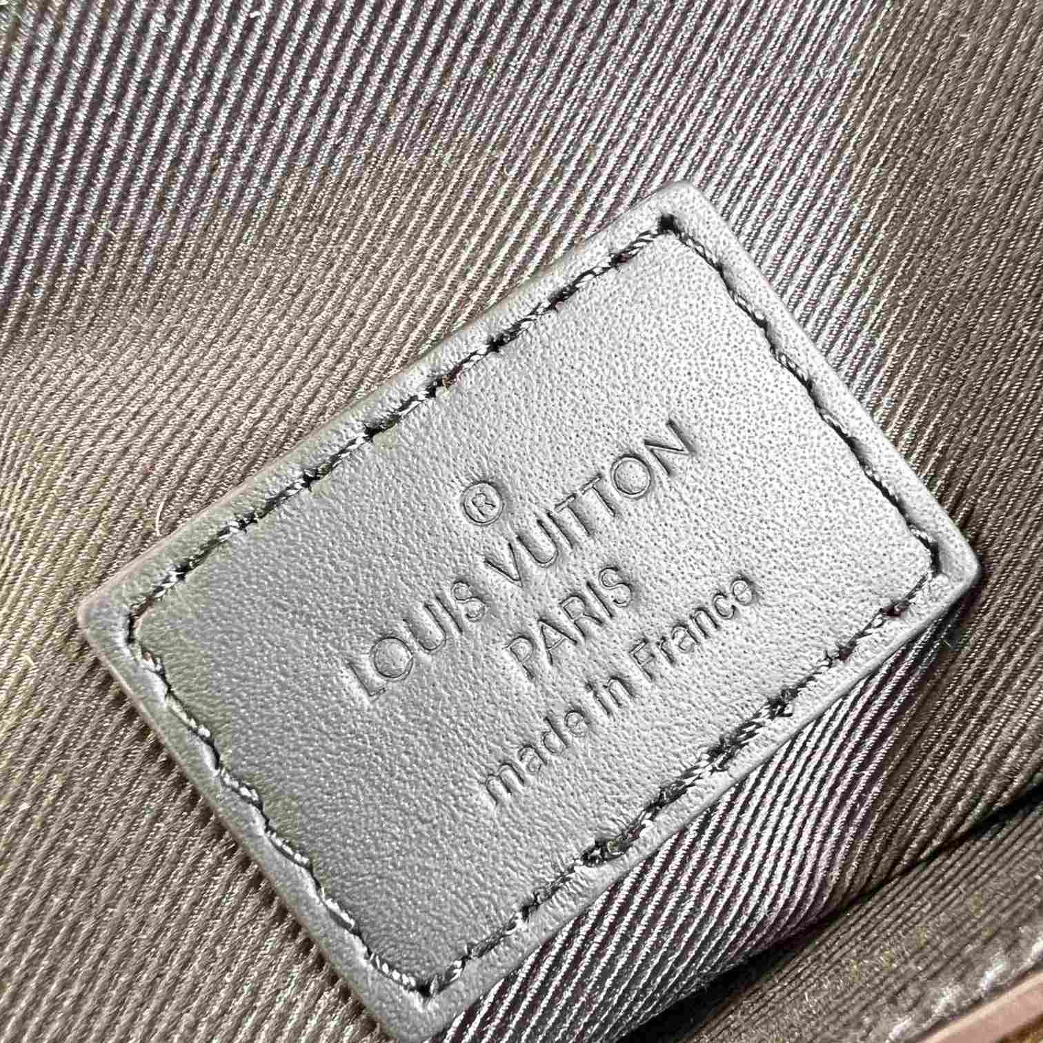 Louis Vuitton S-Lock Vertical Wearable Wallet    M82535 - PerfectKickZ