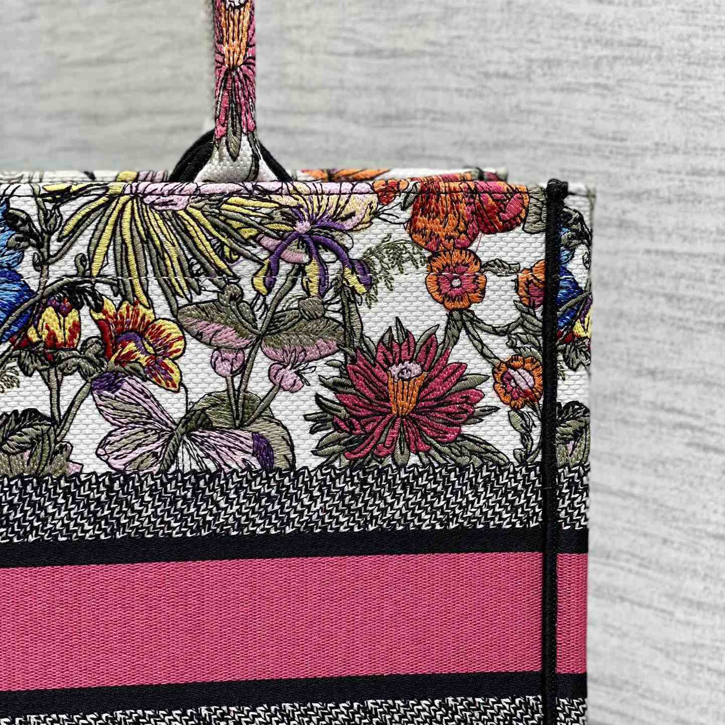 Dior Medium Dior Book Tote - PerfectKickZ