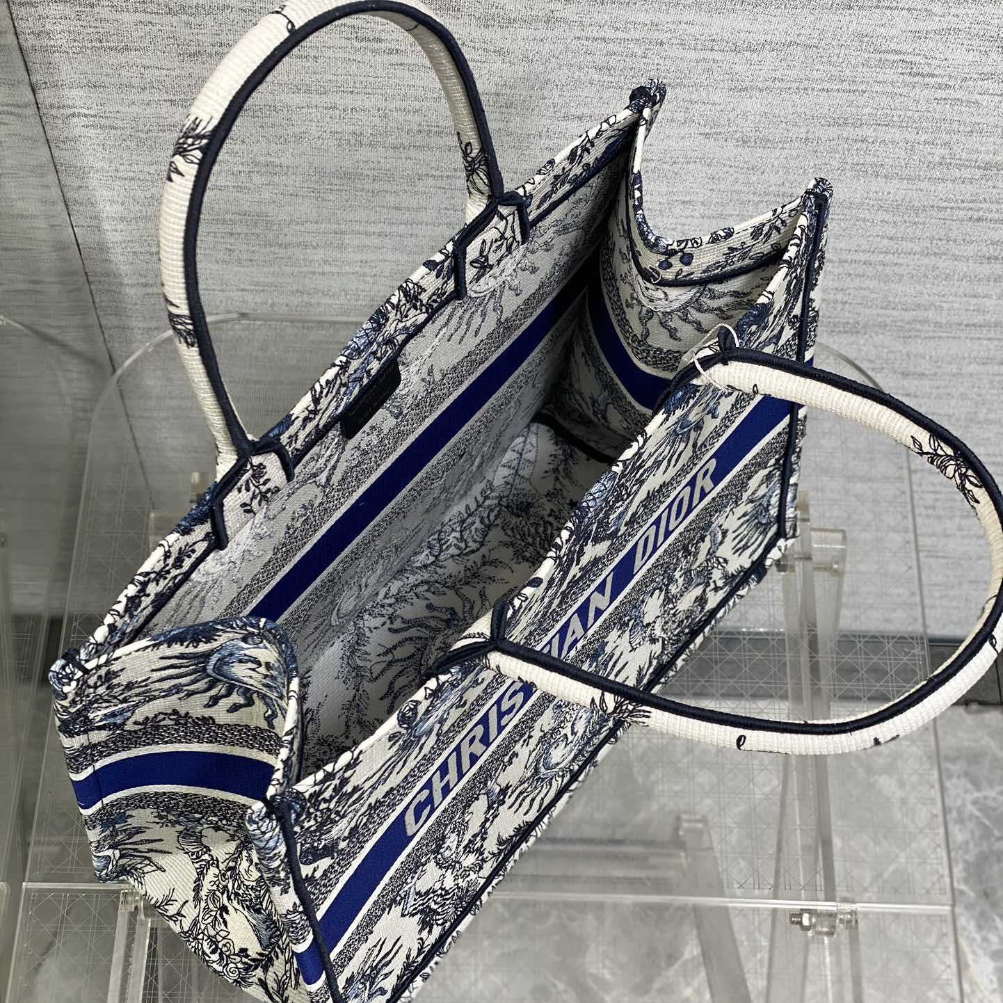 Dior Medium Dior Book Tote - PerfectKickZ