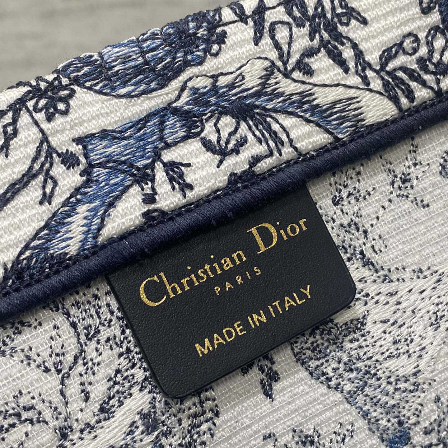 Dior Medium Dior Book Tote - PerfectKickZ
