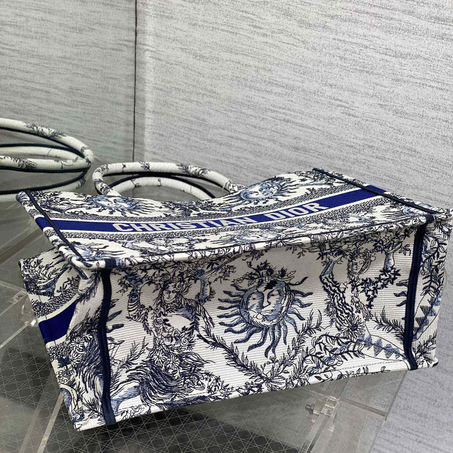 Dior Medium Dior Book Tote - PerfectKickZ