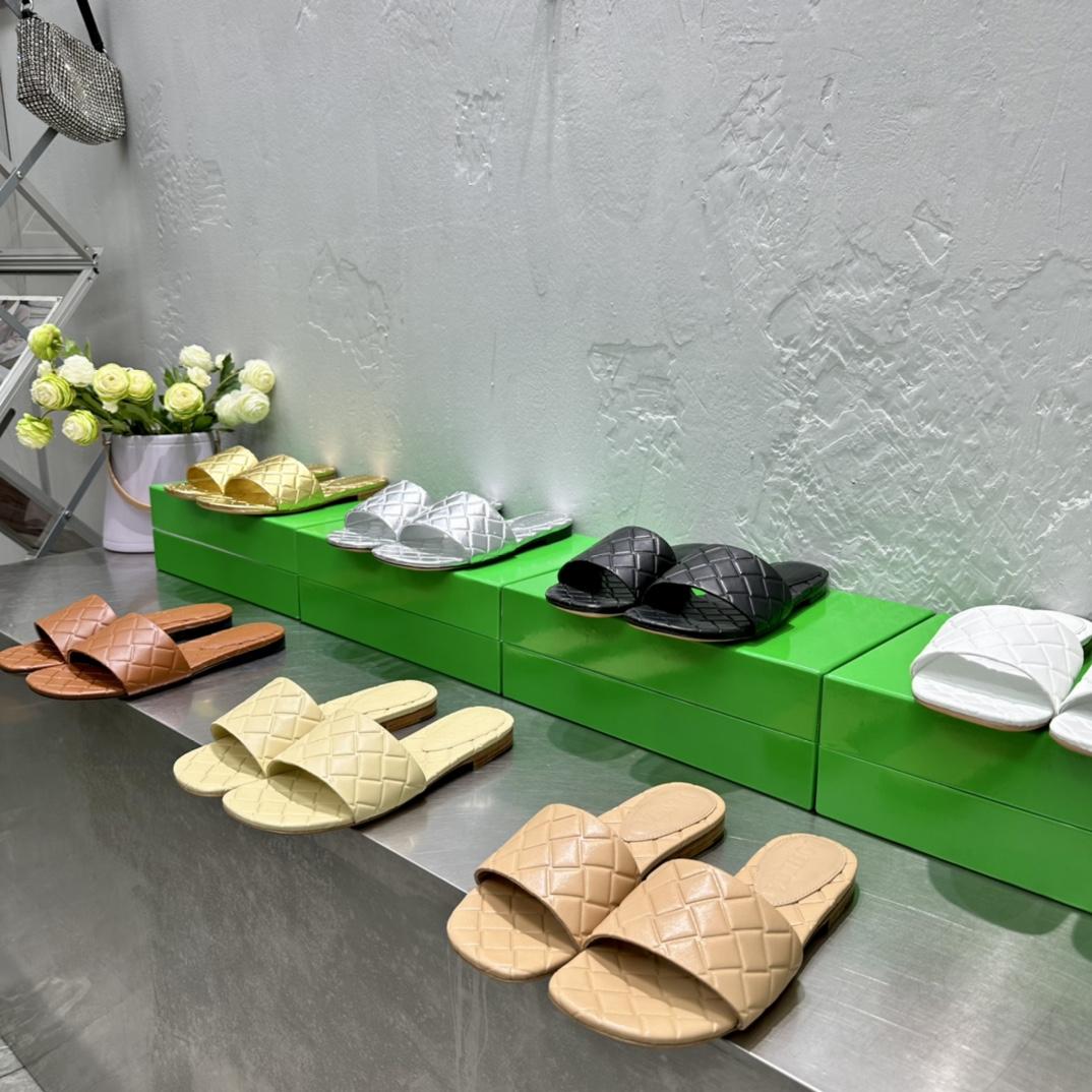 Bottega Veneta Amy Flat Mule - PerfectKickZ