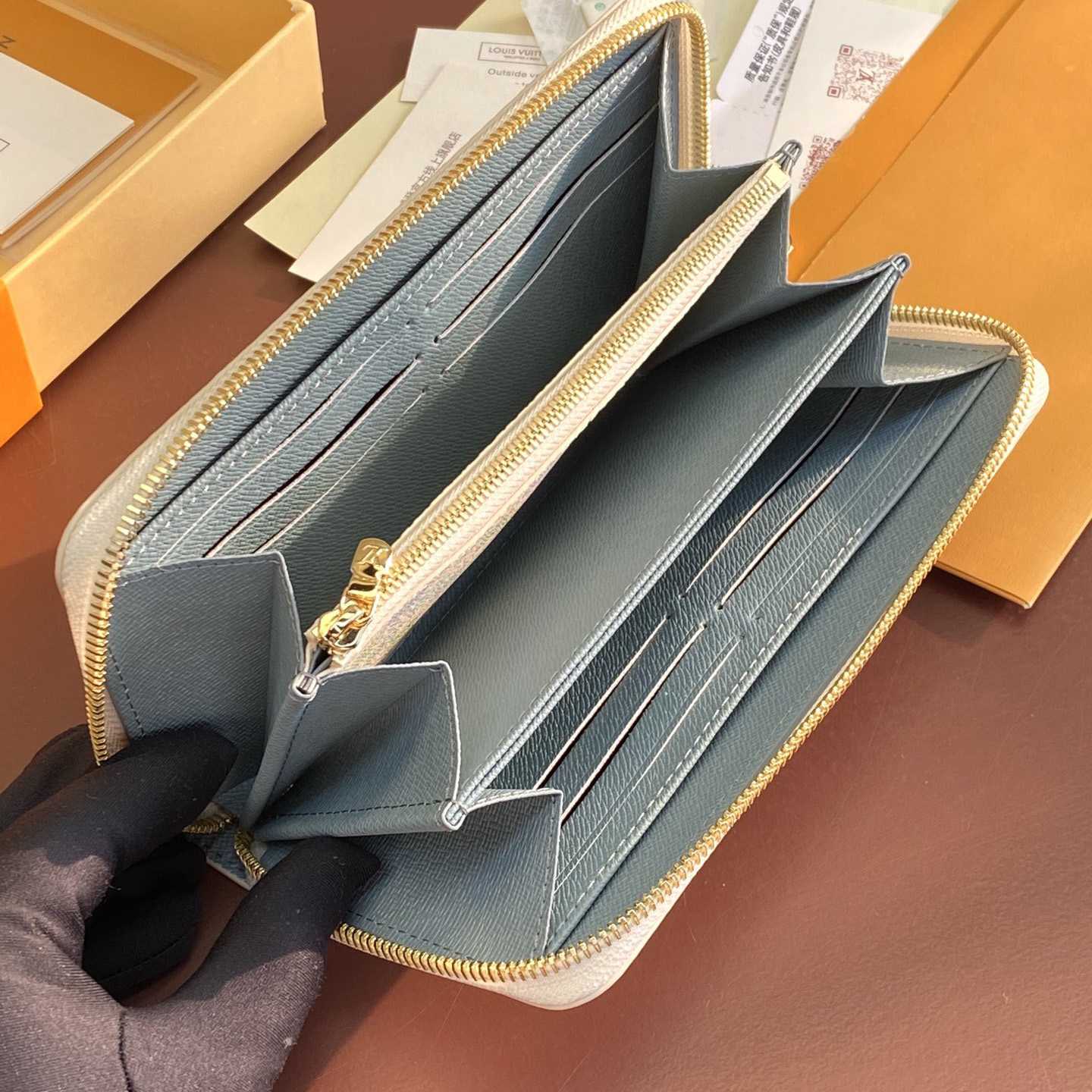 Louis Vuitton Zippy Wallet     N40748 - PerfectKickZ
