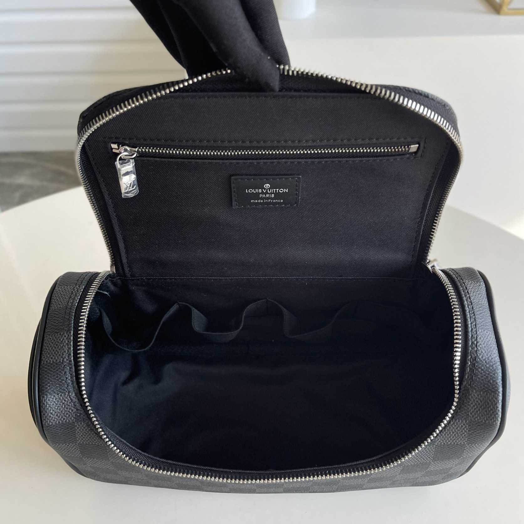 Louis Vuitton Toiletry Pouch   N47625 - PerfectKickZ