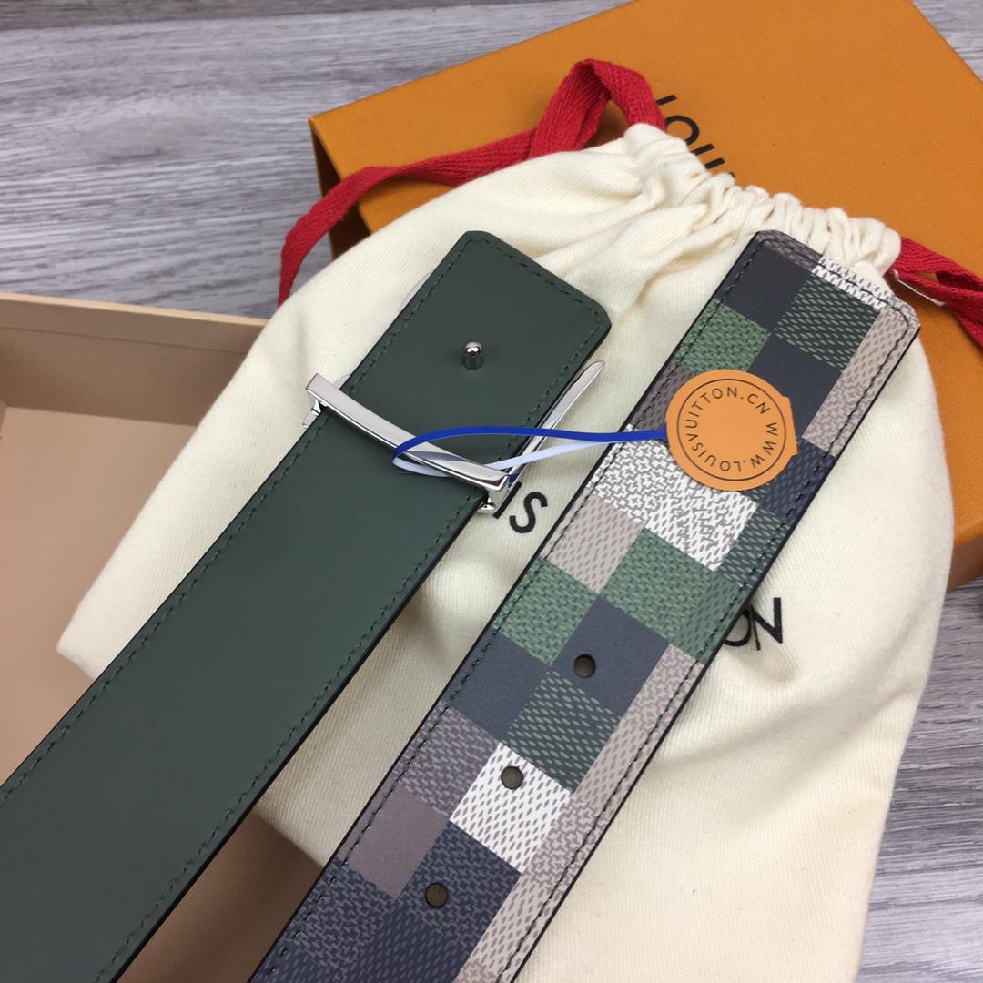 Louis Vuitton LV Mega Pixel 40mm Reversible Belt - PerfectKickZ