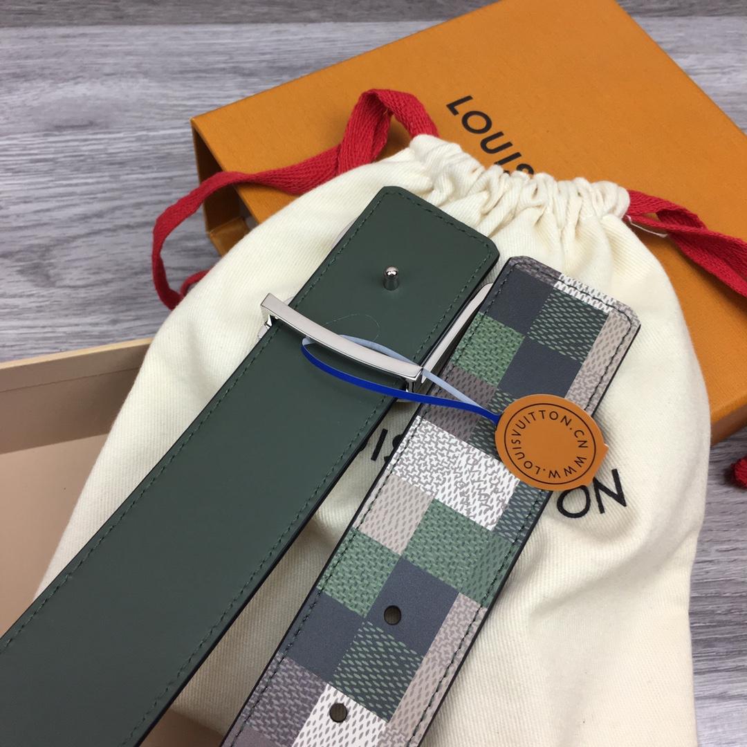Louis Vuitton LV Mega Pixel 40mm Reversible Belt - PerfectKickZ