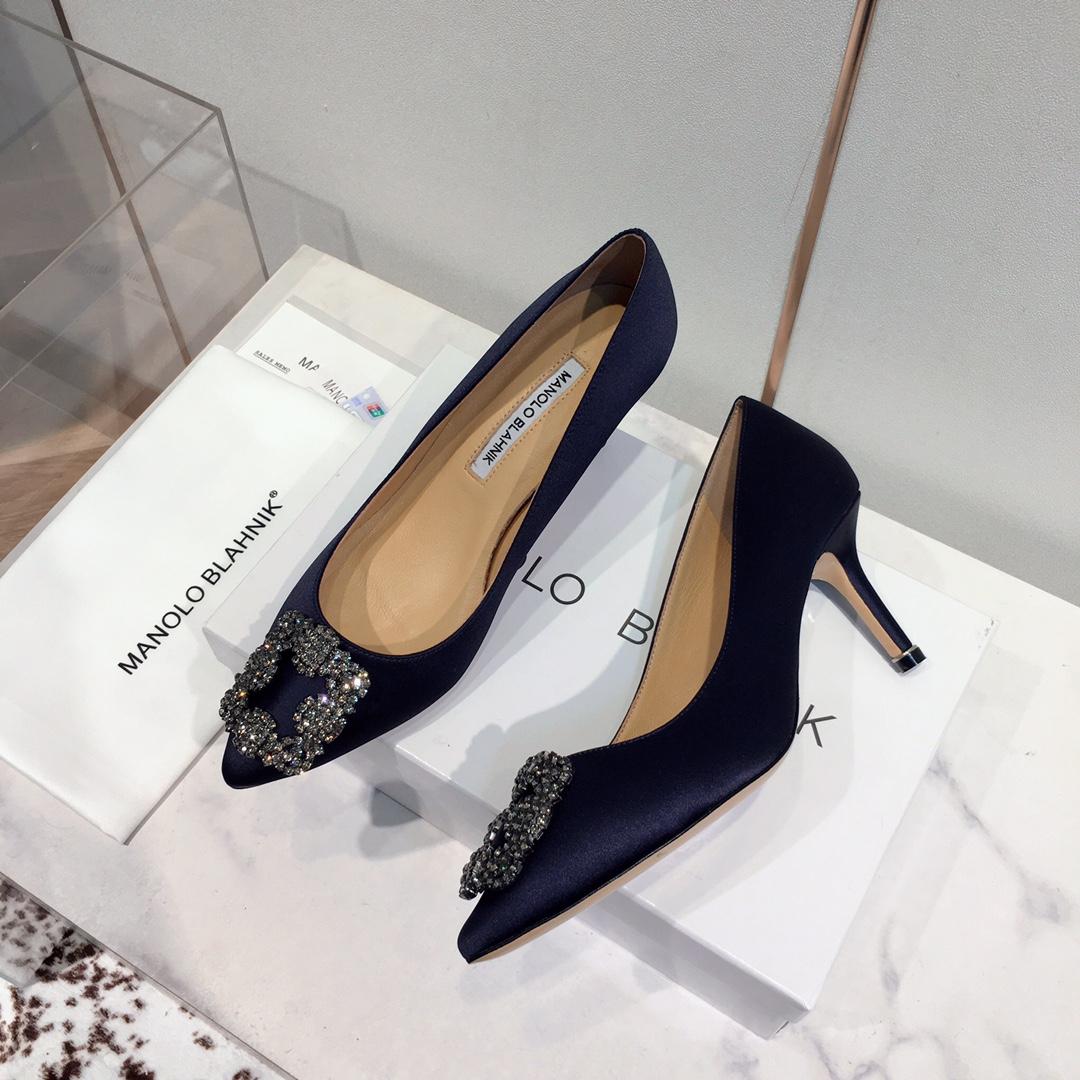 Manolo Blahnik 95mm Hangisi Pumps - PerfectKickZ
