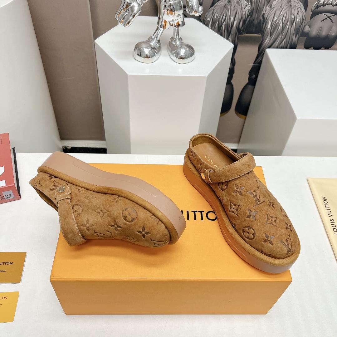 Louis Vuitton Aspen Platform Clog          1ACHWJ - 