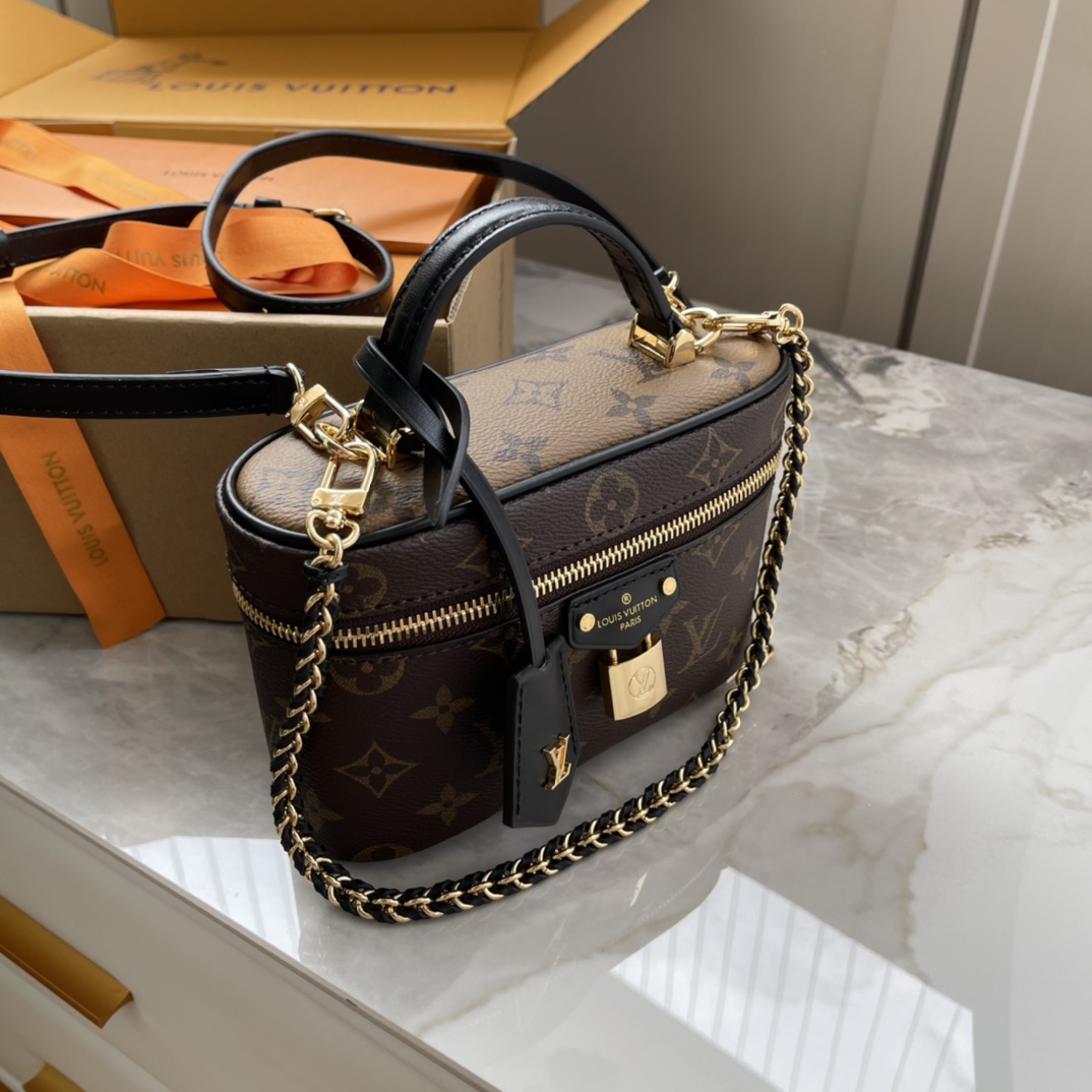 Louis Vuitton Vanity Chain Pouch    M47125 - PerfectKickZ
