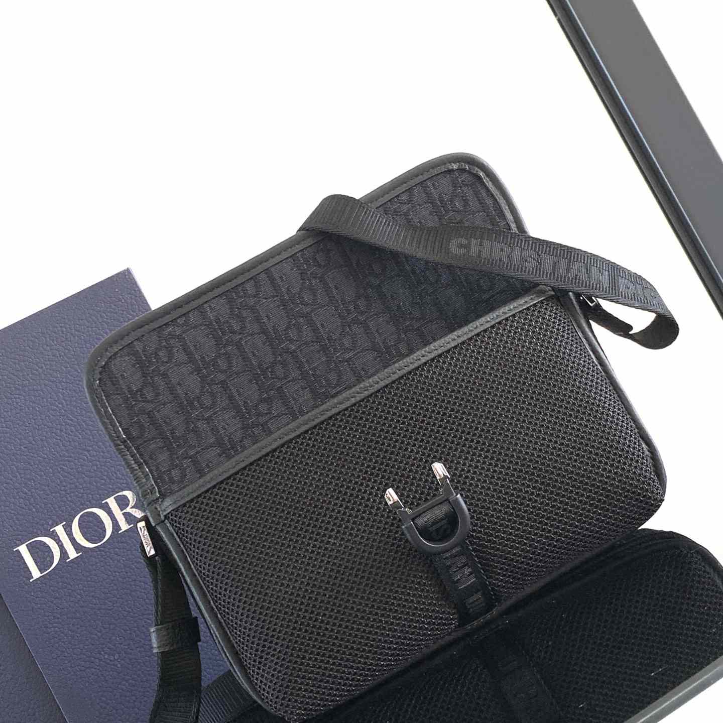 Dior 8 Bag With Strap - PerfectKickZ