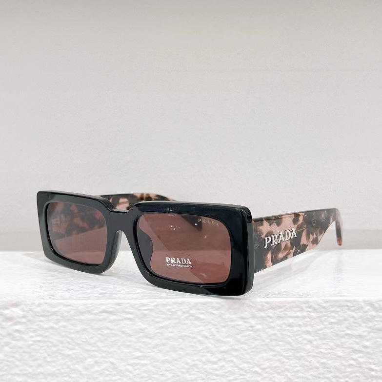 Prada Sunglasses With Prada Logo - PerfectKickZ